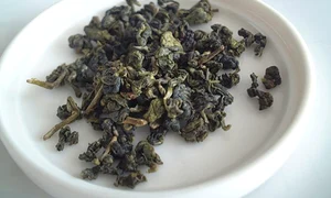 Oolong tea leaf jpg