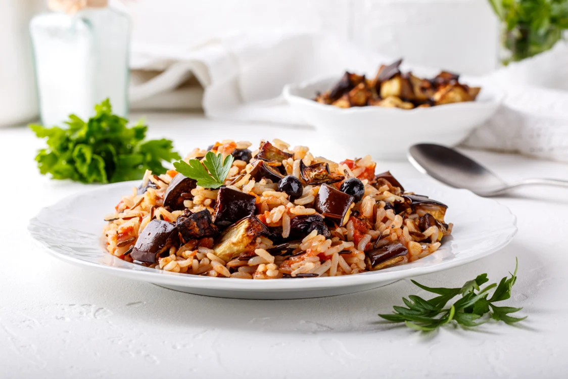 Pilaf de vinete  Sursa foto shutterstock 1533460418 jpg