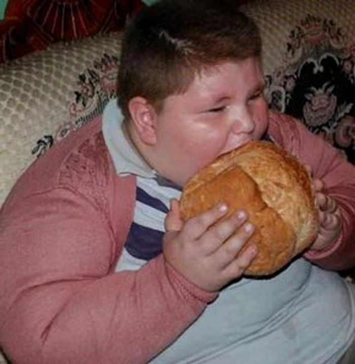 Copilul trebuie educat astfel încât să fie atent la alimentaţieFoto Adevărul