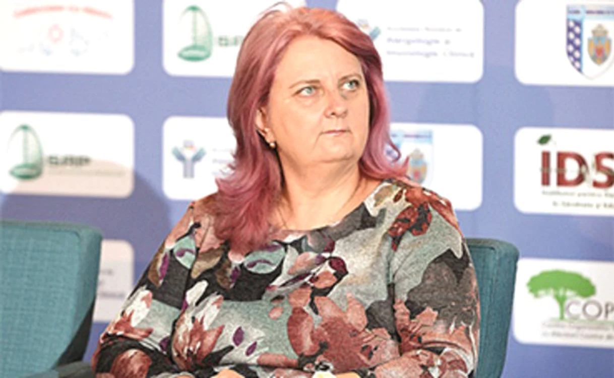 
    Profesor dr. Roxana Nemeş  