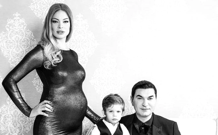 Valentina Pelinel şi Cristian Borcea sunt părinţii lui Milan şi vor mai avea încă două fetiţe Foto: arhivă personală
