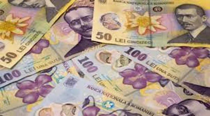 Românii încep depunerea dosarelor pentru a obține ajutoarele din sezonul rece