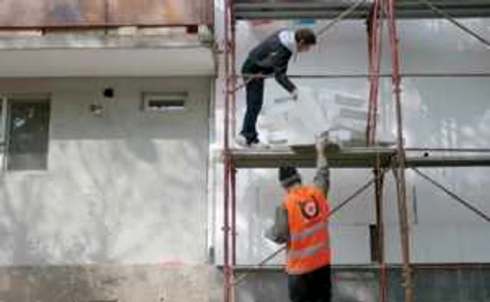 Multe reabilitări de blocuri s-au făcut până acum „după ureche“