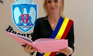 Gabriela Firea este cea care a cununat fericitul cuplu jpeg