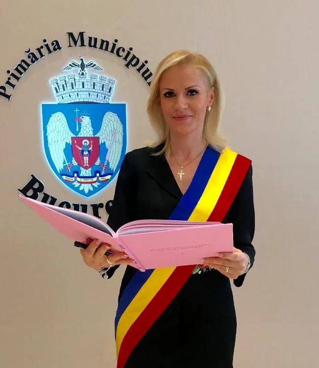 Gabriela Firea este cea care a cununat fericitul cuplu