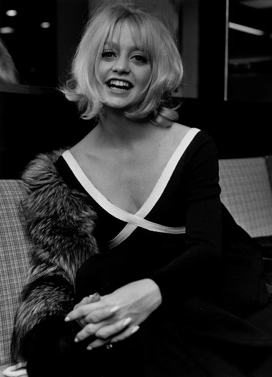 goldie hawn gettyimages 3429703 jpg jpeg