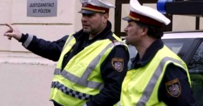 Trei spărgători români au provocat pagube de 350.000 euro în Austria
