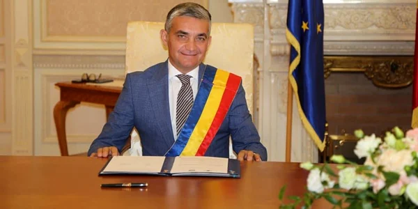 vlad oprea primar sinaia 
