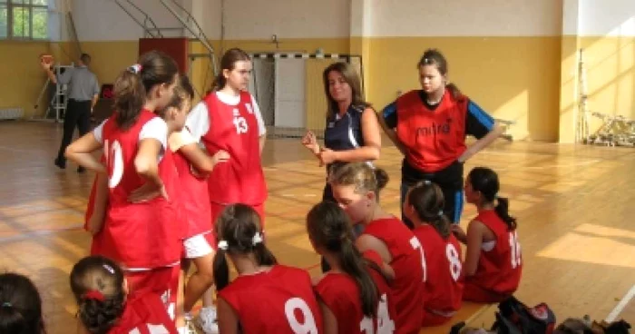 Oradea: Turneu de baschet feminin, la Oradea
