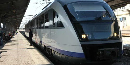 Biletele reduse vor putea fi cumpărate de duminică, 1 aprilie. 