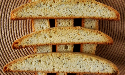 biscuiti cu lamaie si seminte de mac jpeg