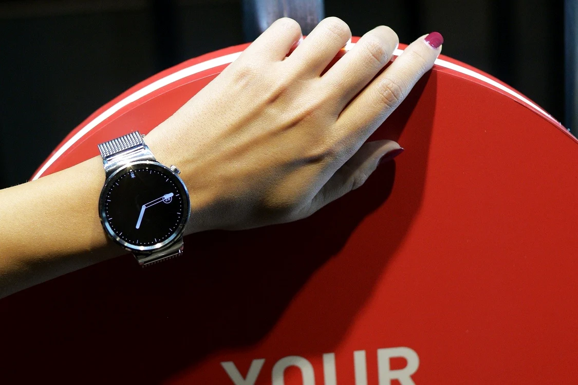 Huawei Watch are un display circular.