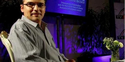 Radu Nechit a fost director al staţiei locale Realitatea TV Sibiu şi prezentator la staţia centrală în 2007 