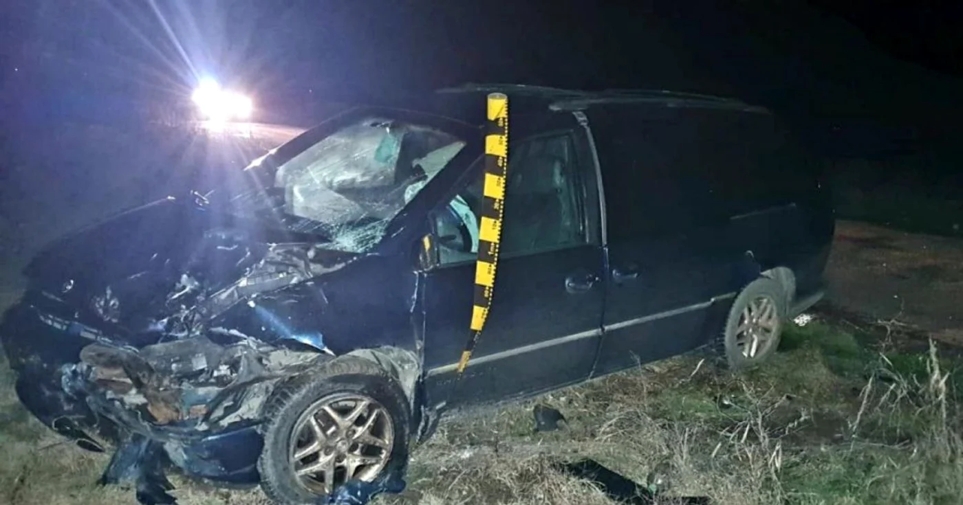 Un bărbat a fost rănit după coliziunea a două autoturisme FOTO IPJ Ialomiţa