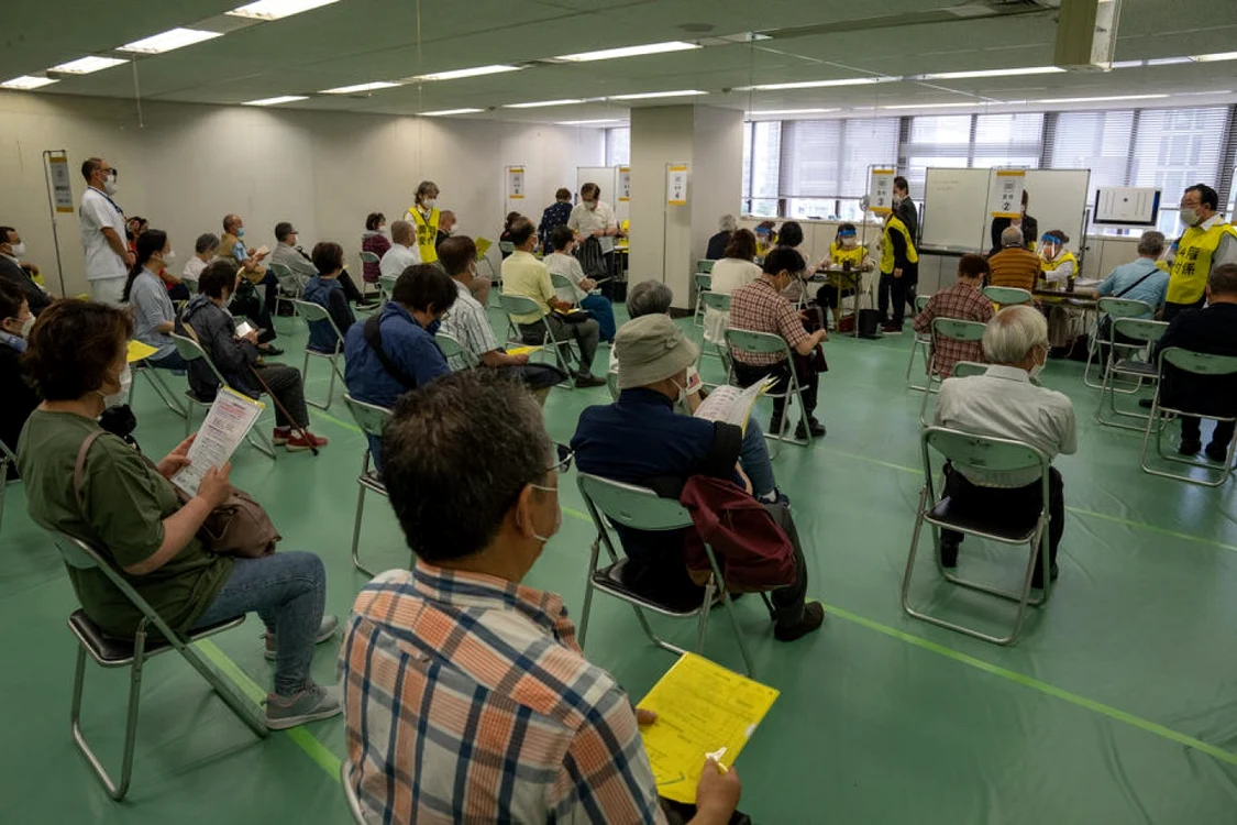Centrul de imunizare în masă de la Tokyo FOTO EPA-EFE