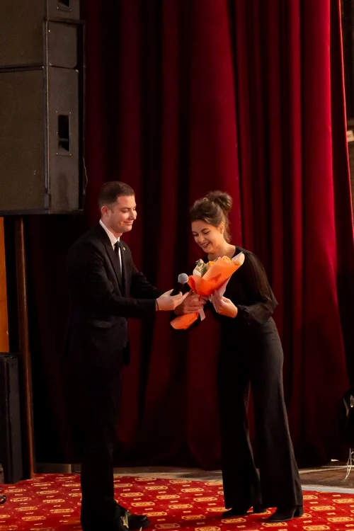 Gabriel Niță, directorul Filarmonicii și violonista Sofia Butaru