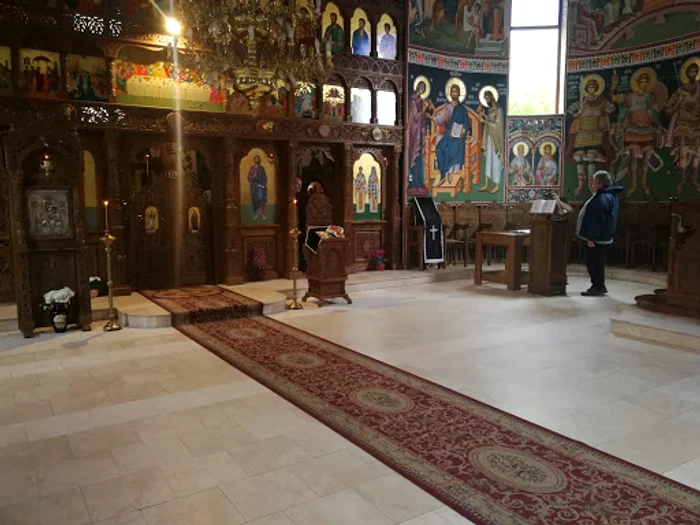 Liderii cultelor vor să nu se mai impună alte restricții în ținerea slujbelorFoto: cuvantul-ortodox.ro