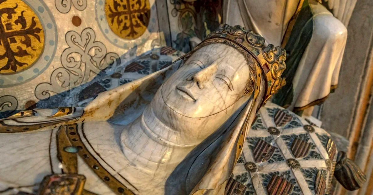 Sarcofagul reginei Elisenda din Mănăstirea Regală Santa Maria Pedralbes (© Institut de Cultura de Barcelona)