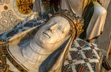 Sarcofagul reginei Elisenda din Mănăstirea Regală Santa Maria Pedralbes (© Institut de Cultura de Barcelona)
