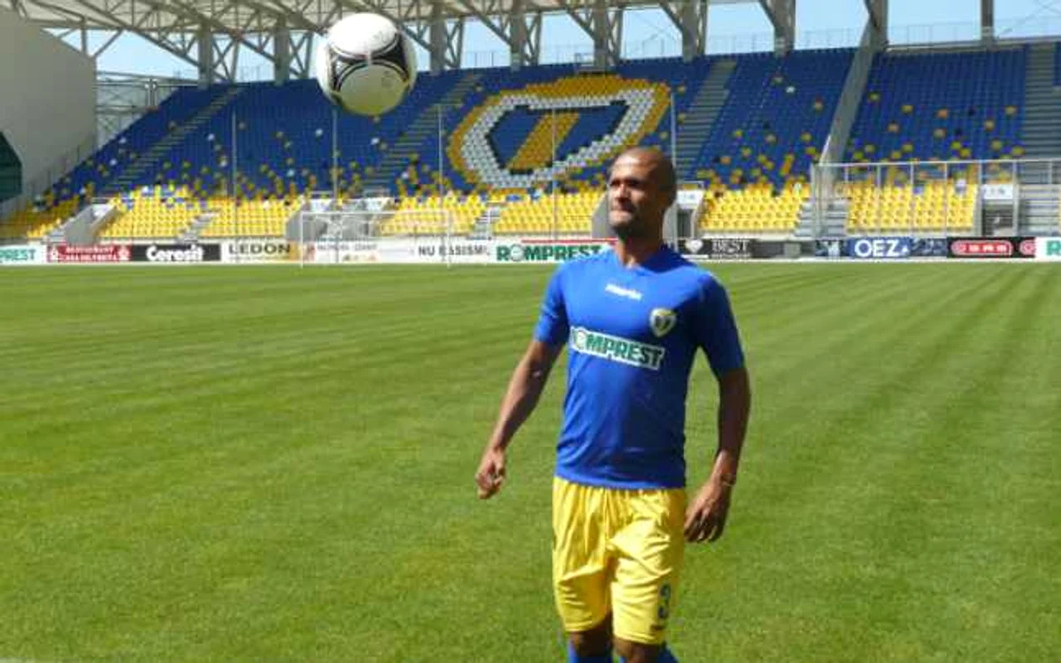 Geraldo Alves a îmbrăcat tricoul de „lup galben“. Foto fcpetrolul.ro