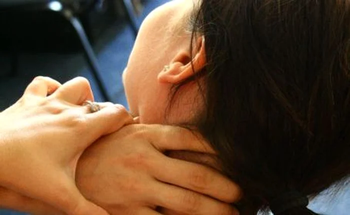 
    Violatorul riscă să stea la puşcărie 10 ani  