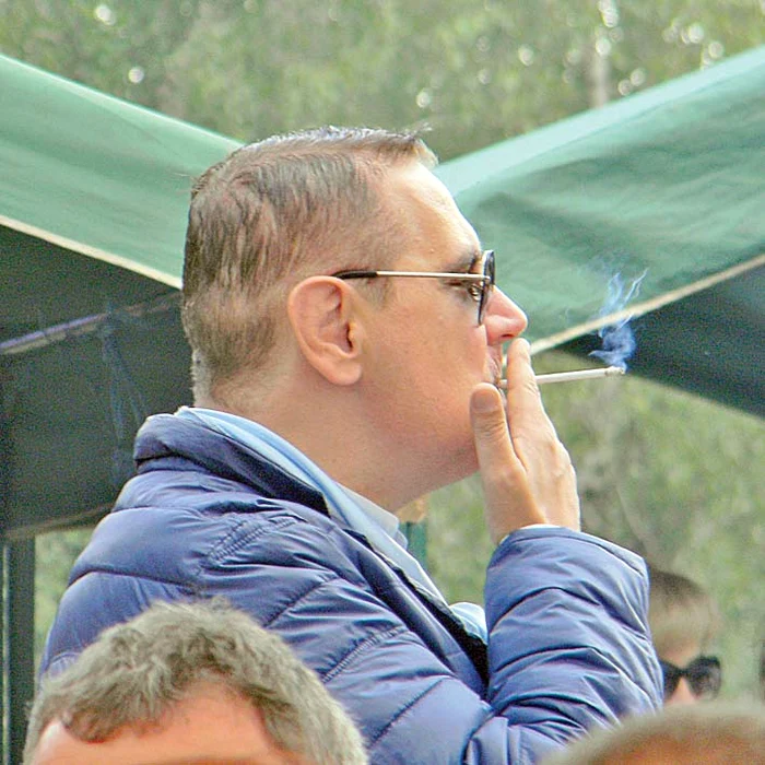 Mai 2016: Fostul ministru a venit la un eveniment din Satu Mare cu o vânătaie sub ochi şi cu faţa foarte umflată