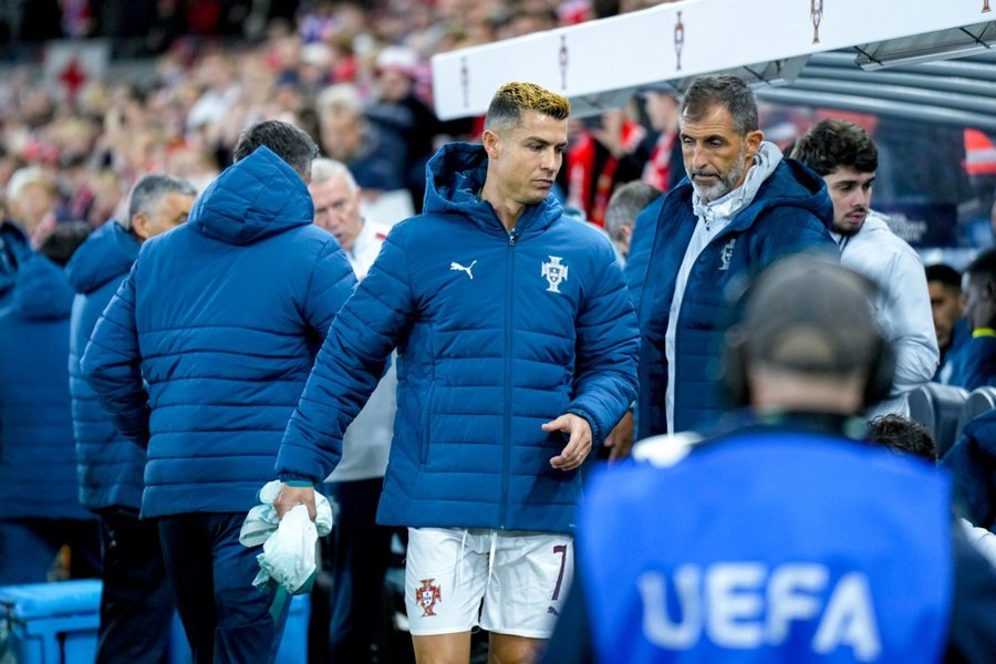 Cristiano Ronaldo a fost suspendat și amendat după ce a părăsit cantonamentul naționalei