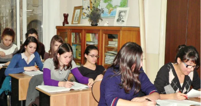 Cursul de cehă, la Universitatea București