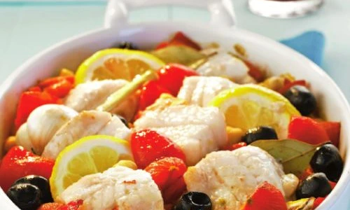 1366731705 1152salata 20de 20cod 20cu 20alune jpeg