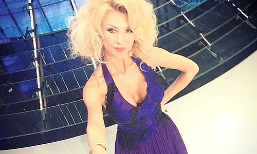 22 23 vedete andreea balan incadrata 0 jpeg