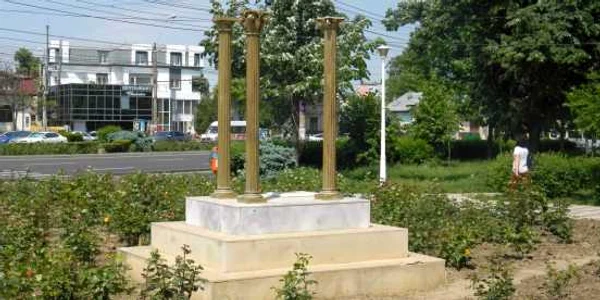 Monumentul masonic de la Galaţi FOTO Costel Crângan