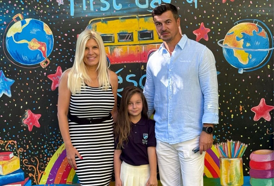 Cât plăteşte Elena Udrea pentru educaţia fiicei sale, la o școală privată