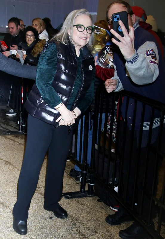 Kathy Bates, Profimedia