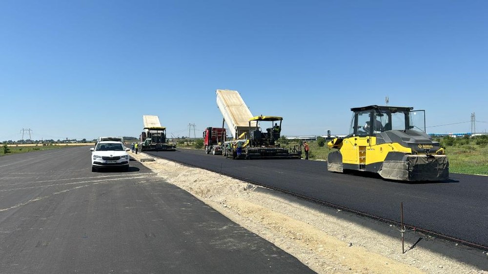 Fotoreportaj: vară constructivă pentru AKTOR pe A0 București Sud Lot 3