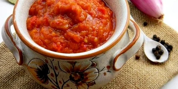 Cum faci cea mai bună zacuscă de ciuperci pentru iarnă! Secretul pe care trebuie să-l ştie oricine
