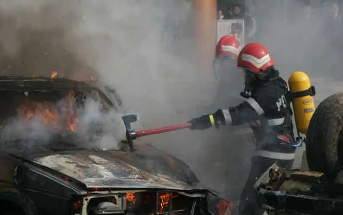 Militarii au intervenit la peste 10.000 situaţii de urgenţă FOTO Adevărul