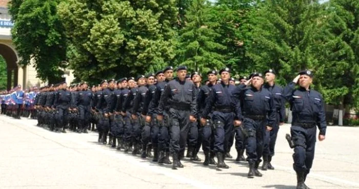 Jandarmii "sting lumina" sâmbătă