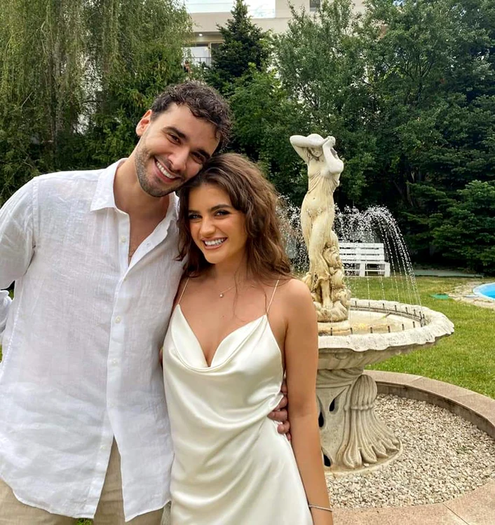 Ana Bodea se iubeşte  cu un alt actor din  distribuţia serialului  de la Antena 1, Andrei  Ivan