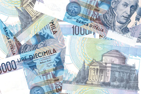 A găsit 2 miliarde de lire italiene puse la saltea de unchiul decedat. Banca refuză să le primească