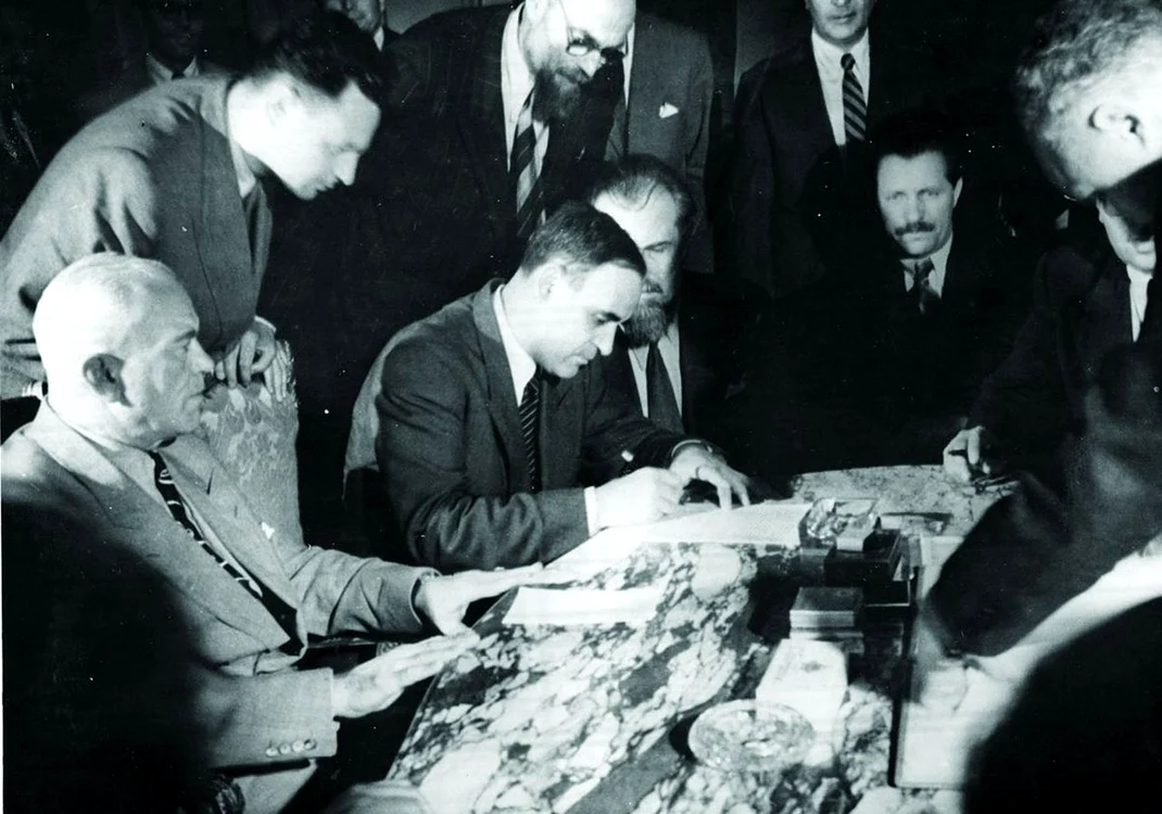 Petru Groza şi Gheorghe Gheorghiu-Dej, delegaţie guvernamentală în Bulgaria, iulie 1947