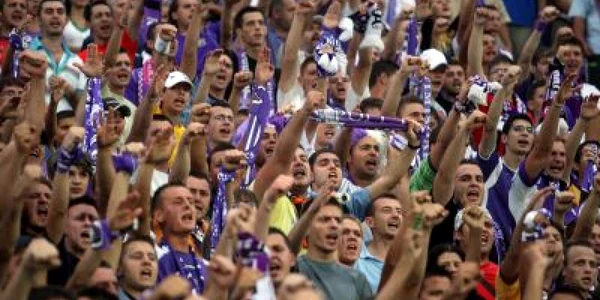 Timişoara: Mâine începe nebunia biletelor pentru "Poli" - Stuttgart