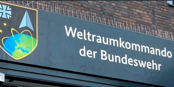 Comandamentul spatial german Uedem FOTO Twitter @gamesl10n