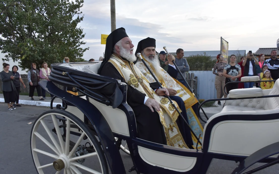 PS Visarion (Tulcea) și IPS Teodosie al Tomisului FOTO: Episcopia Tulcii