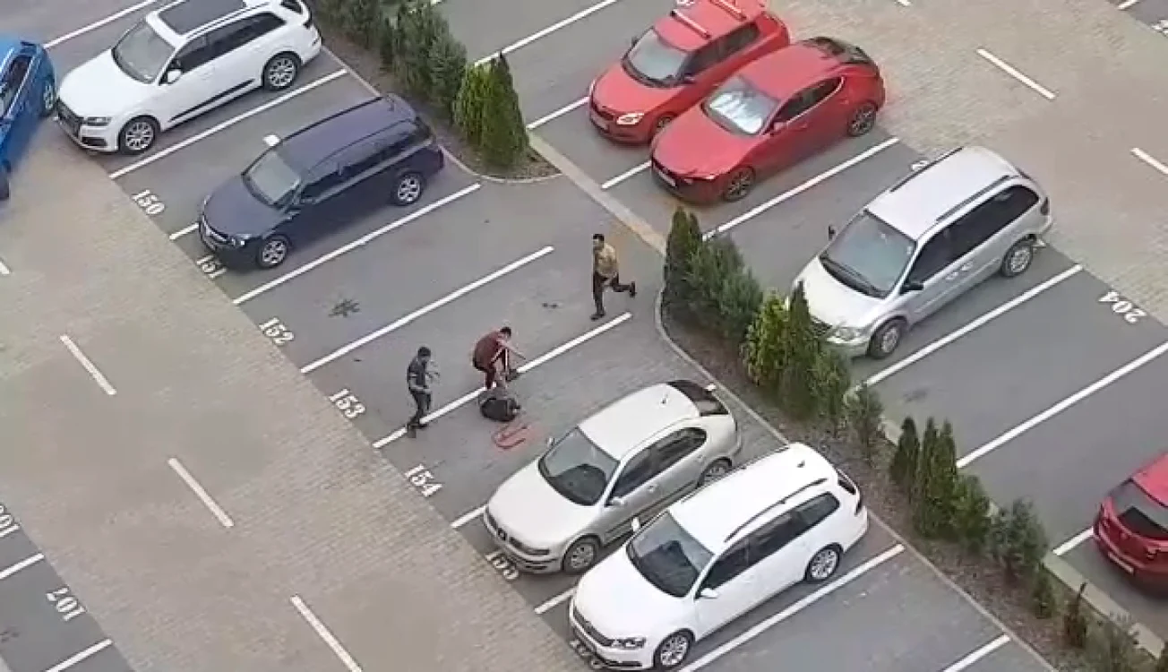 Bărbat bătut cu bestialitate sub ovhii jandarmilor FOTO GMJ Burebista Braşov