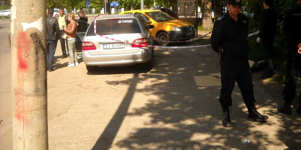 criminalistii vasluieni fac cercetari la locul altercatiei