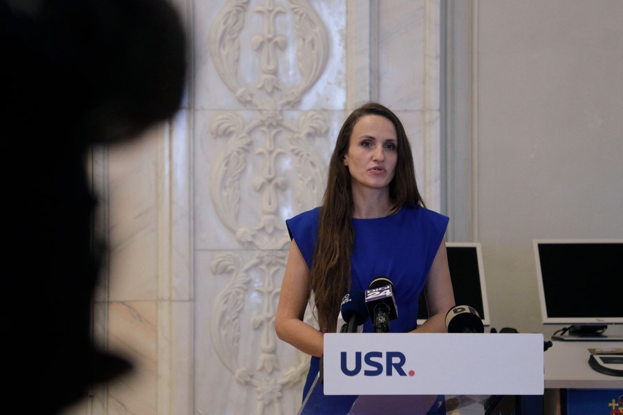 Sindicatele acuză Guvernul: Angajări definitive în MAE fără concurs