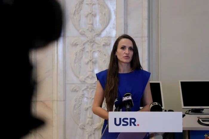 Derapaj major la adresa unui nou ministru al Cabinetului Bolojan. Gestul unui deputat AUR care a făcut înconjurul internetului