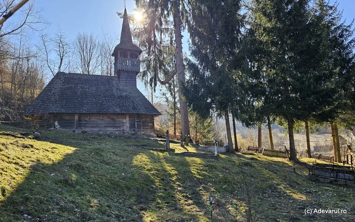 Biserica din Dănulești. Foto: Daniel Guță. ADEVĂRUL