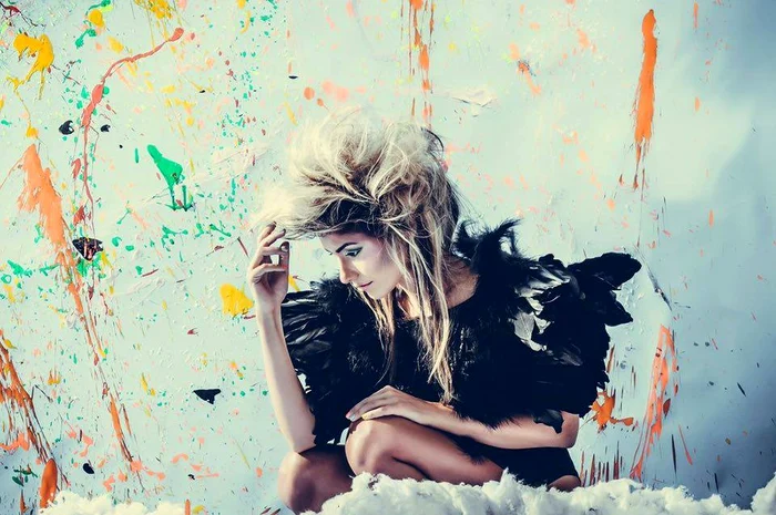 Misty s-a transformat pentru o şedinţă foto pentru revista Fusion 