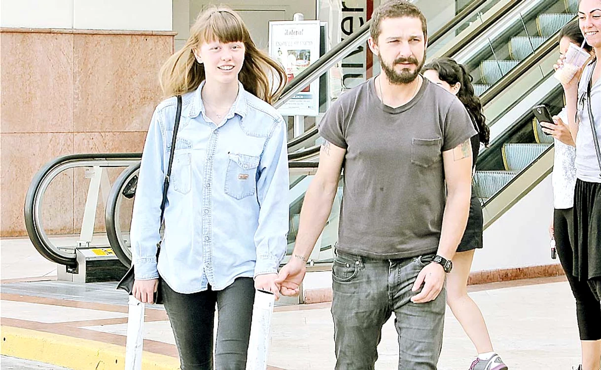 Shia şi Mia formează cel mai tânăr cuplu de însurăţei de la Hollywood